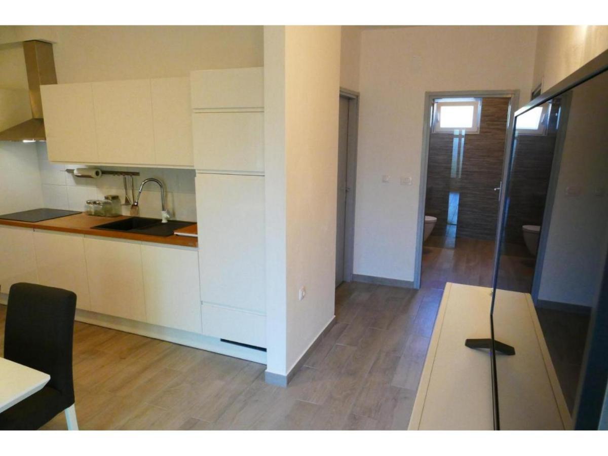 Apartment Ivano Vodice Exterior foto