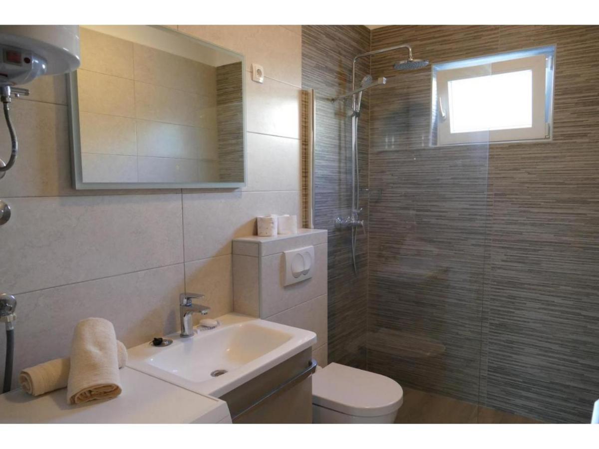 Apartment Ivano Vodice Exterior foto